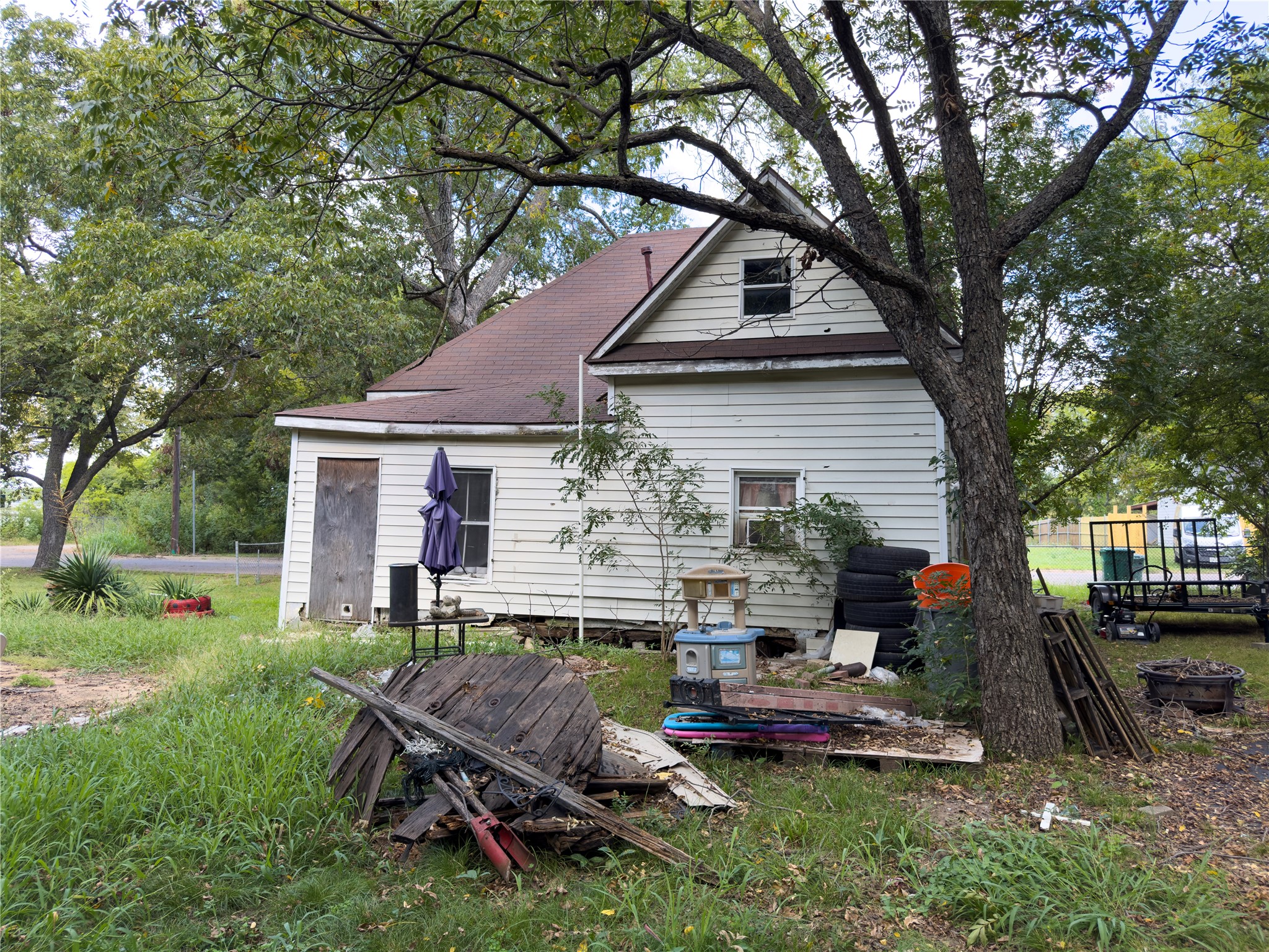 404 E Orange Street Sherman TX 75090