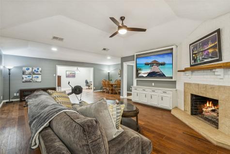 433 Tall Oaks Lane Richardson TX 75081