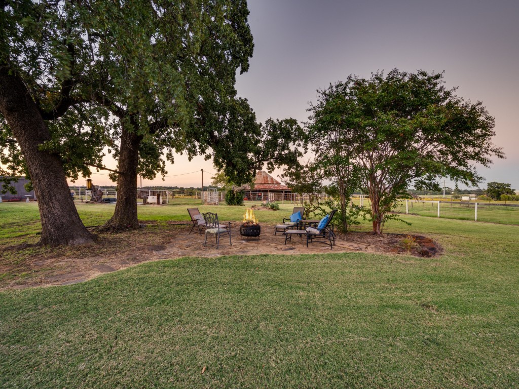 3800 Drive Griffin Road Cross Roads TX 76227