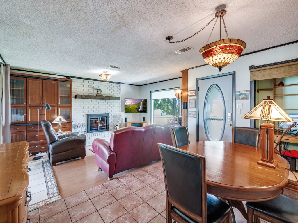 3800 Drive Griffin Road Cross Roads TX 76227