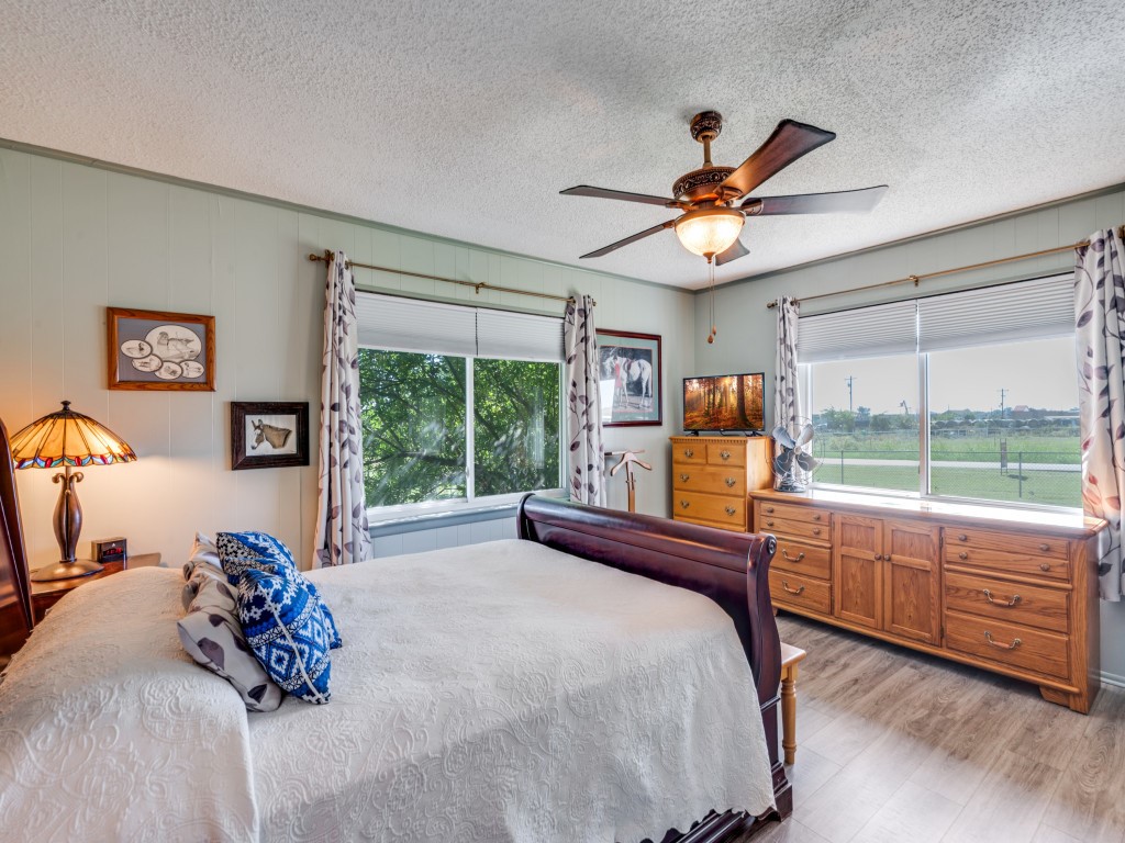 3800 Drive Griffin Road Cross Roads TX 76227