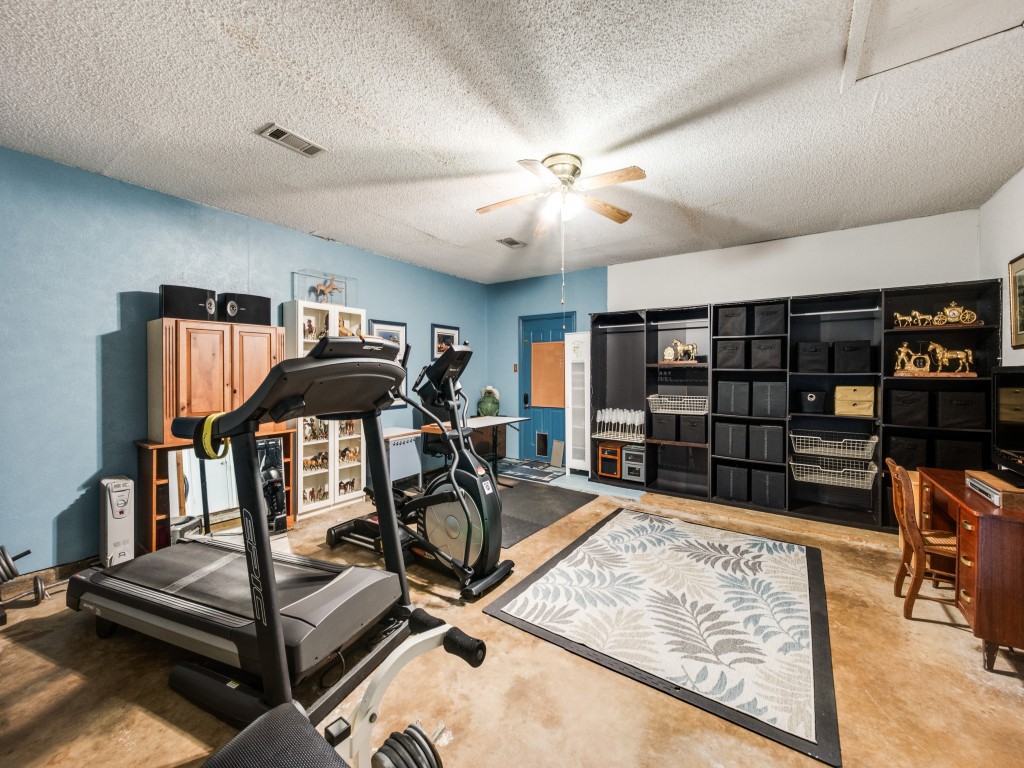 3800 Drive Griffin Road Cross Roads TX 76227