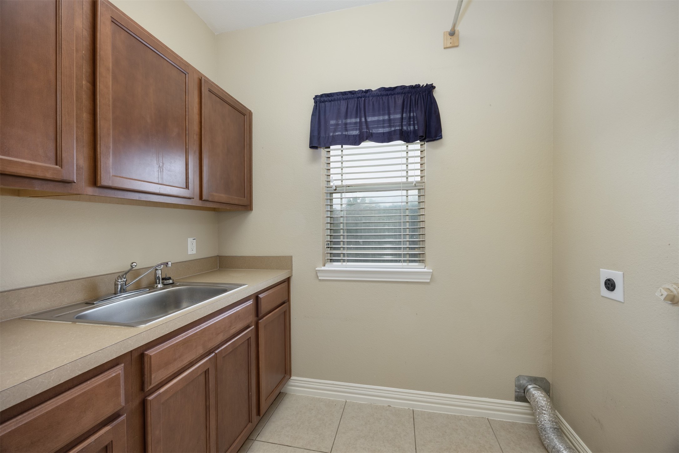 501 Tiger Lane Gunter TX 75058
