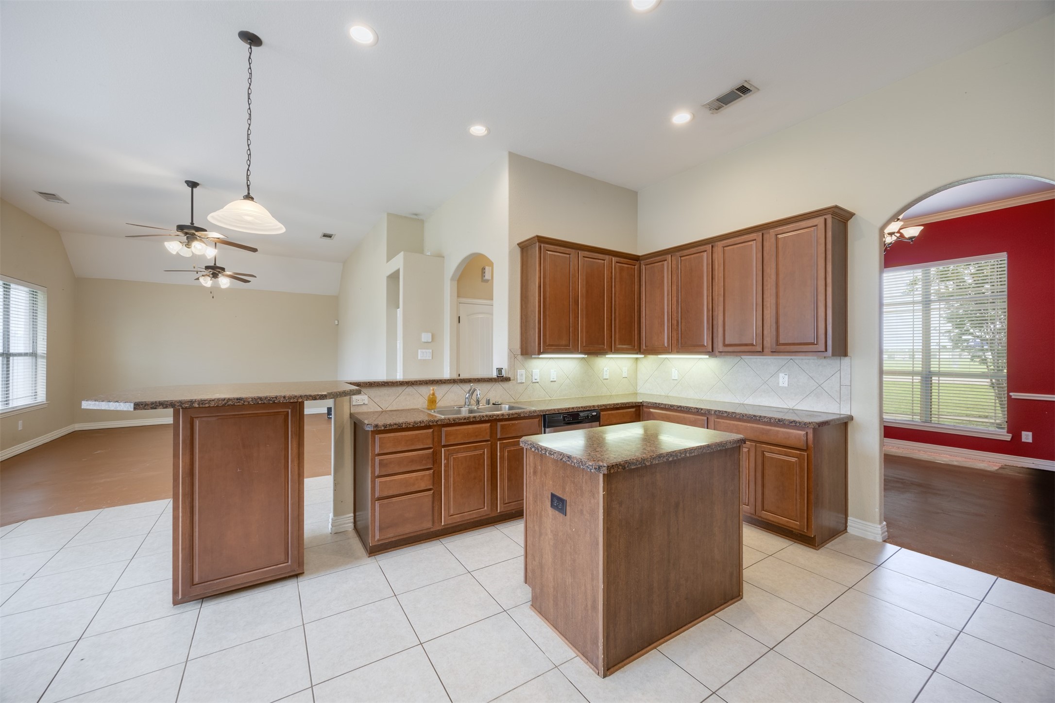 501 Tiger Lane Gunter TX 75058