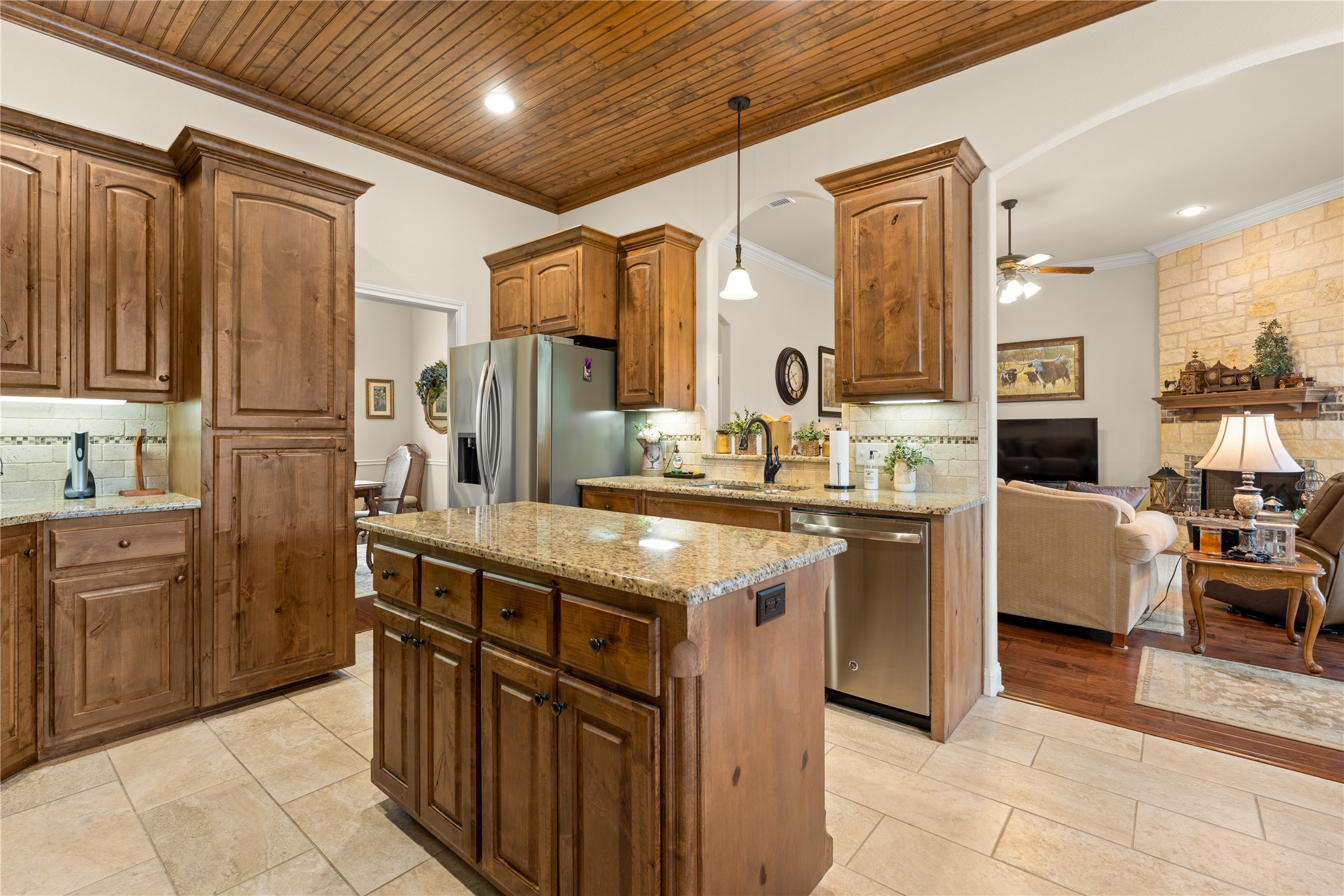 283 Briarleaf Circle Hewitt TX 76643