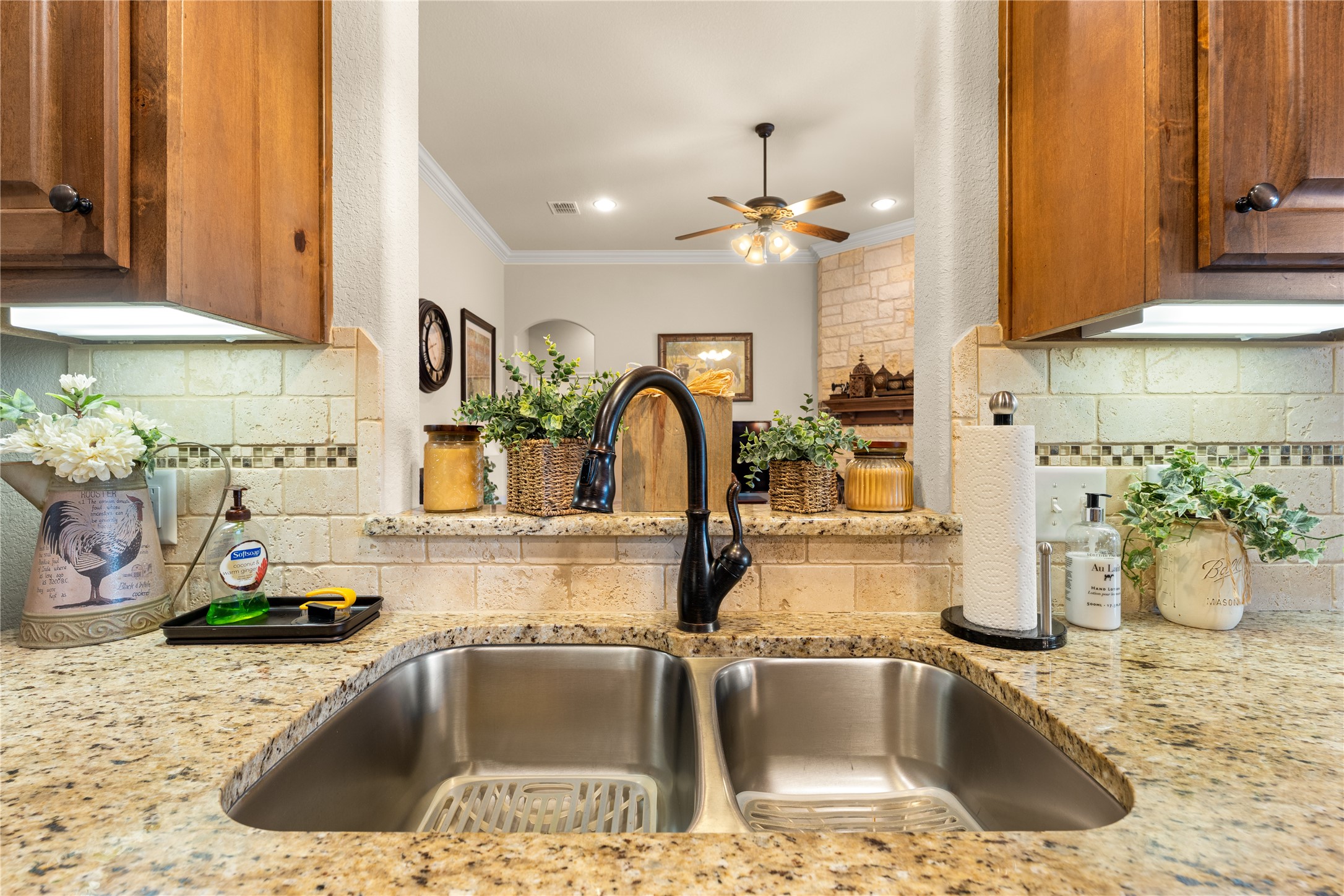 283 Briarleaf Circle Hewitt TX 76643