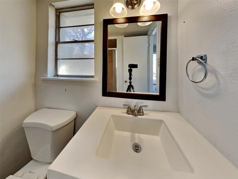 311 Lincolnshire Court Irving TX 75061