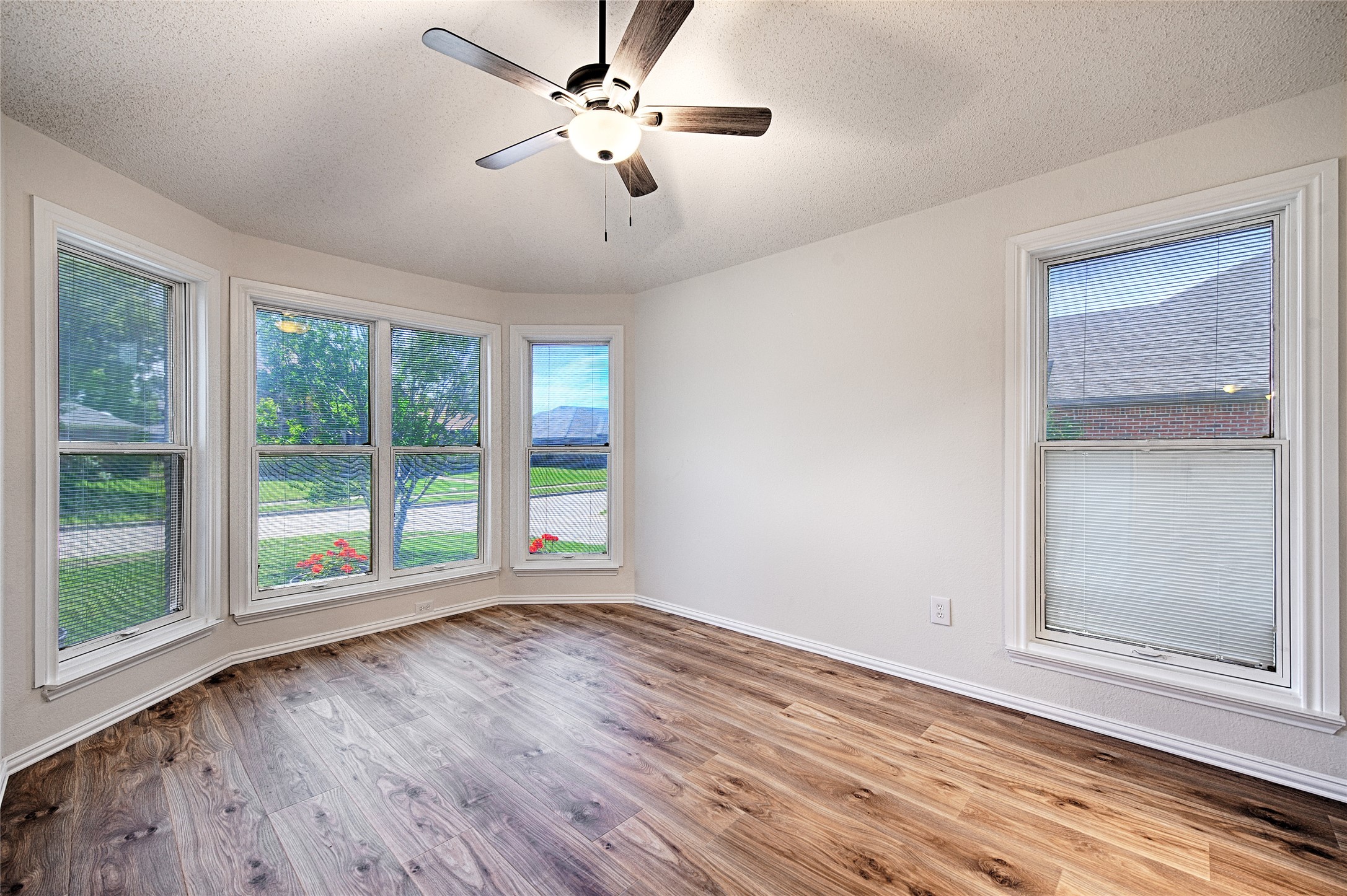 1905 Bent Brook Drive Mesquite TX 75181