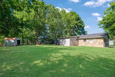 600 Sunset Street Blossom TX 75416