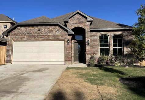1914 Varsity Drive Grand Prairie TX 75051