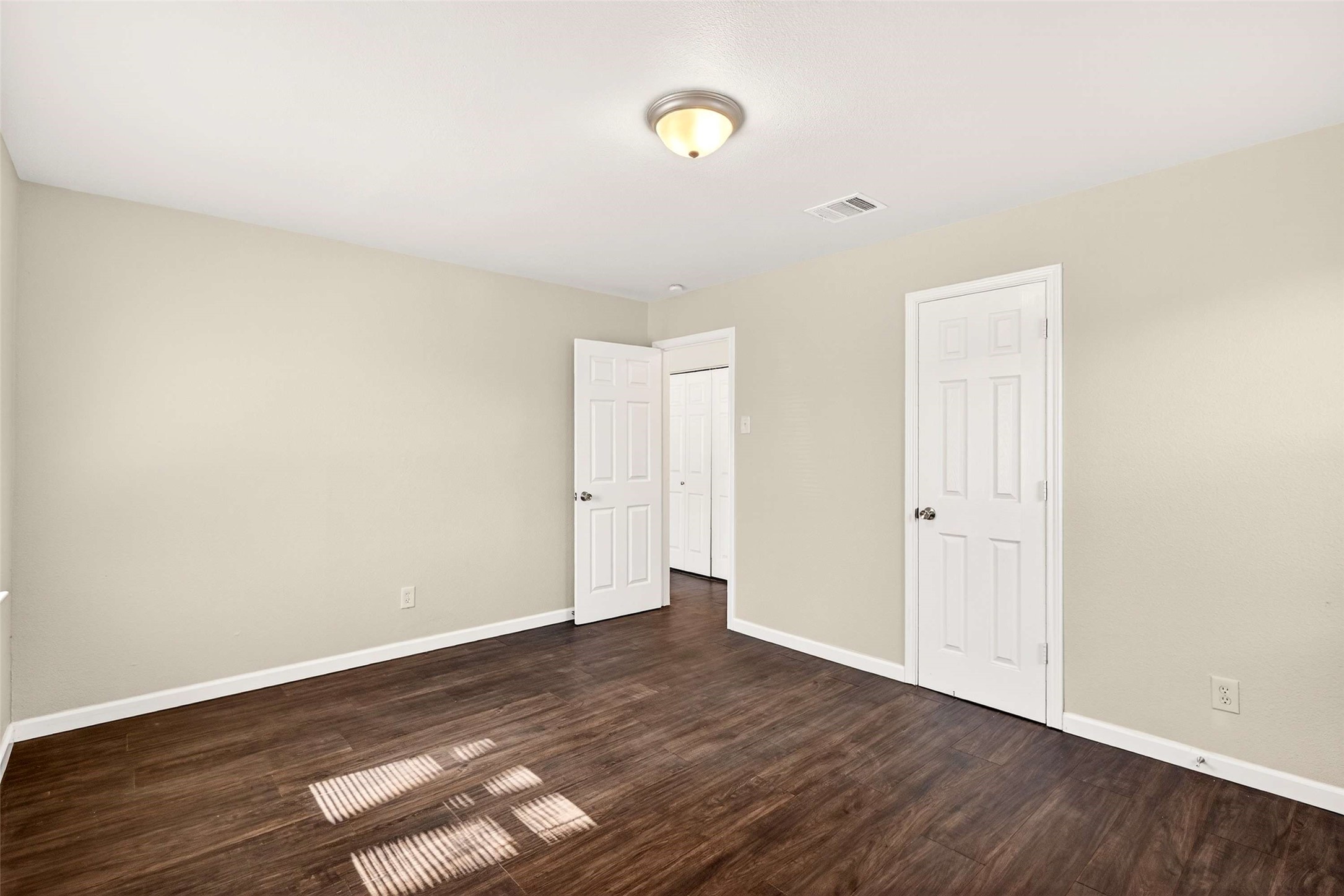 4613 Crenshaw Avenue Fort Worth TX 76105