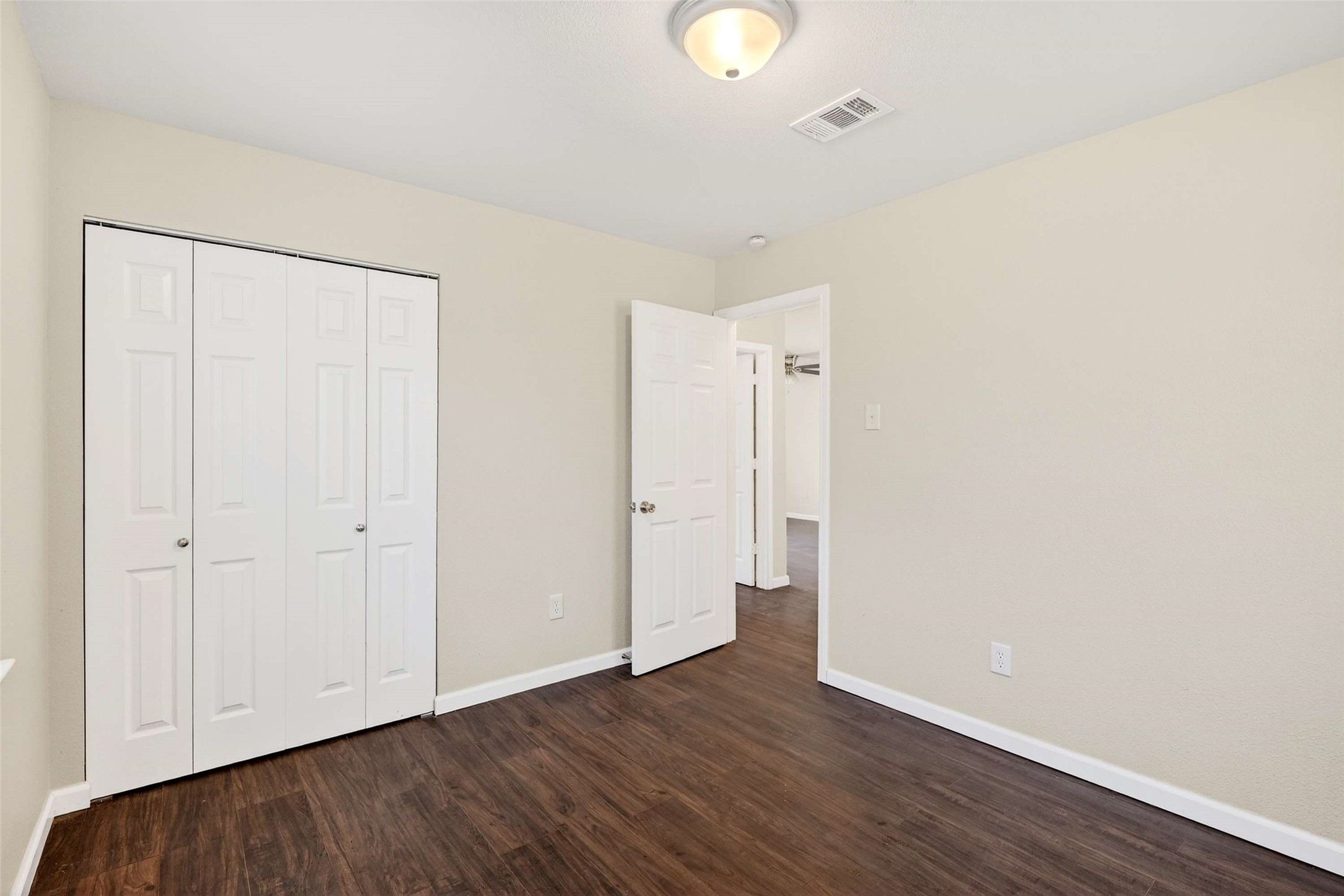 4613 Crenshaw Avenue Fort Worth TX 76105