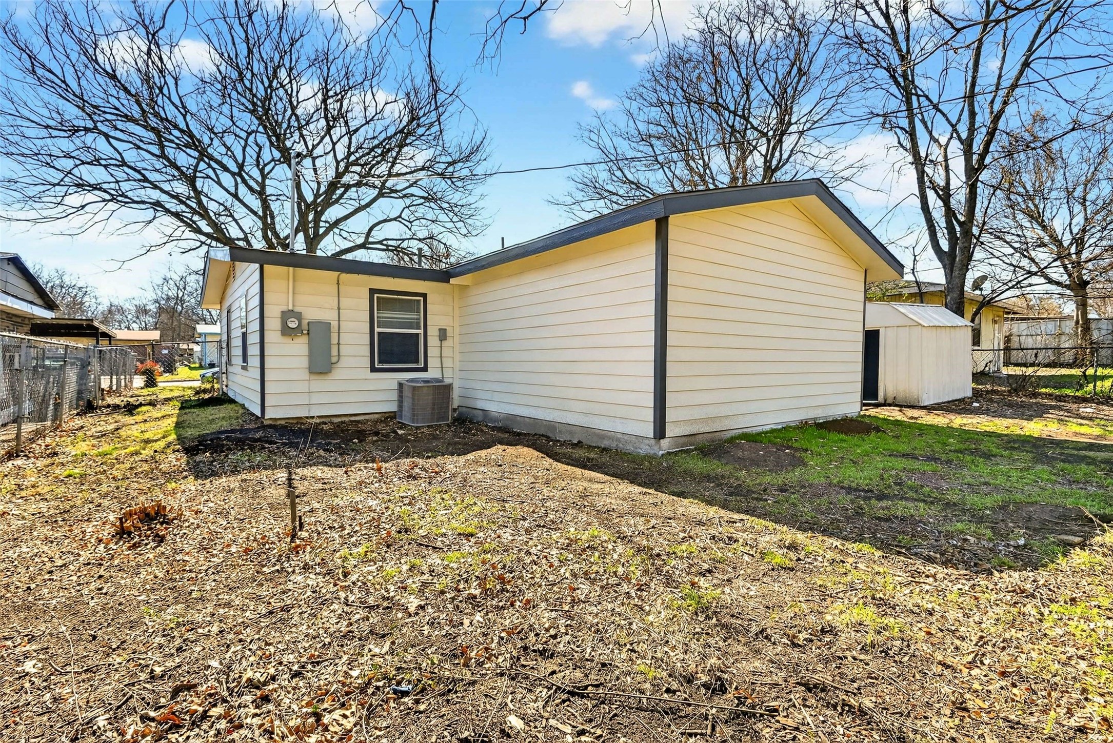4613 Crenshaw Avenue Fort Worth TX 76105