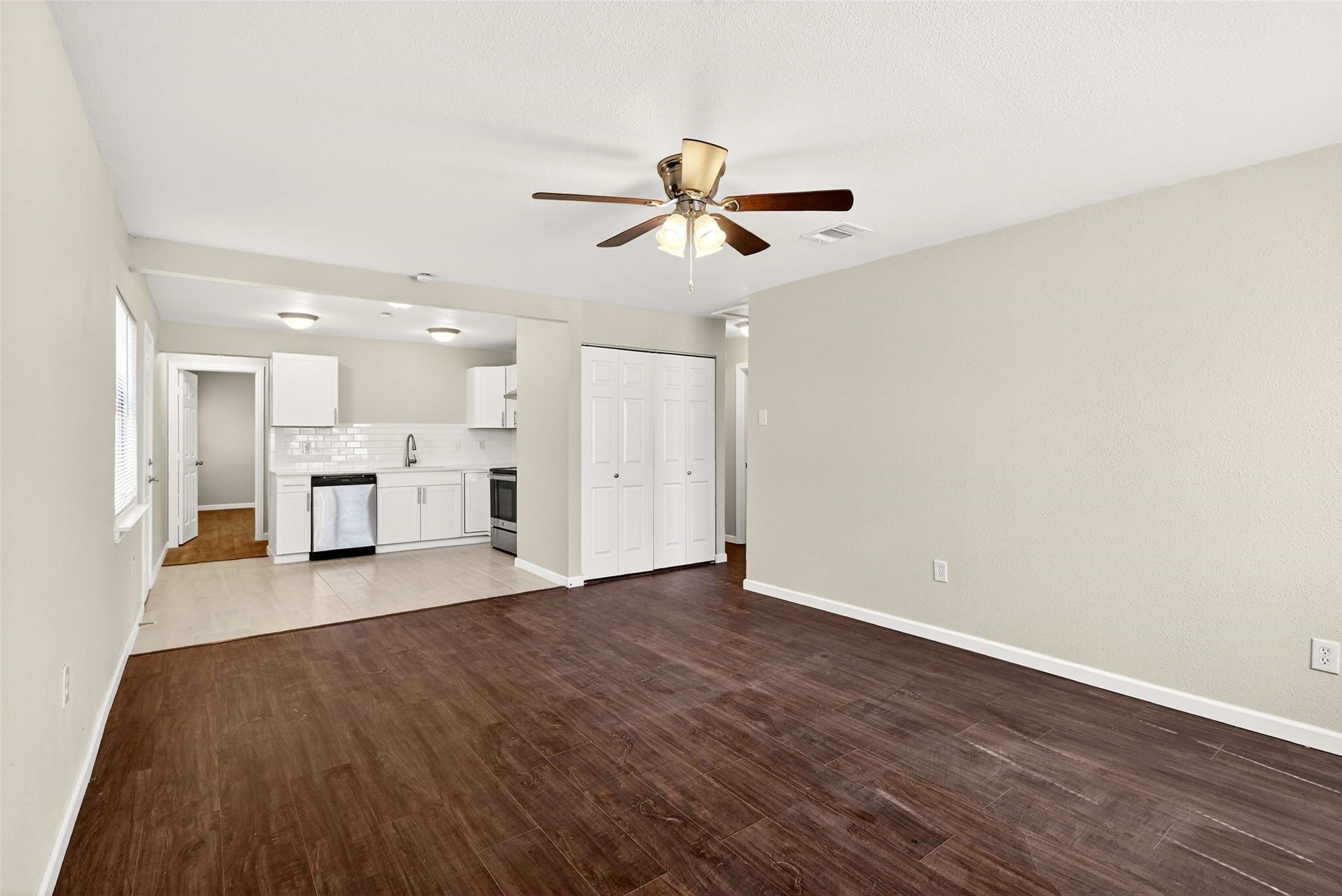 4613 Crenshaw Avenue Fort Worth TX 76105
