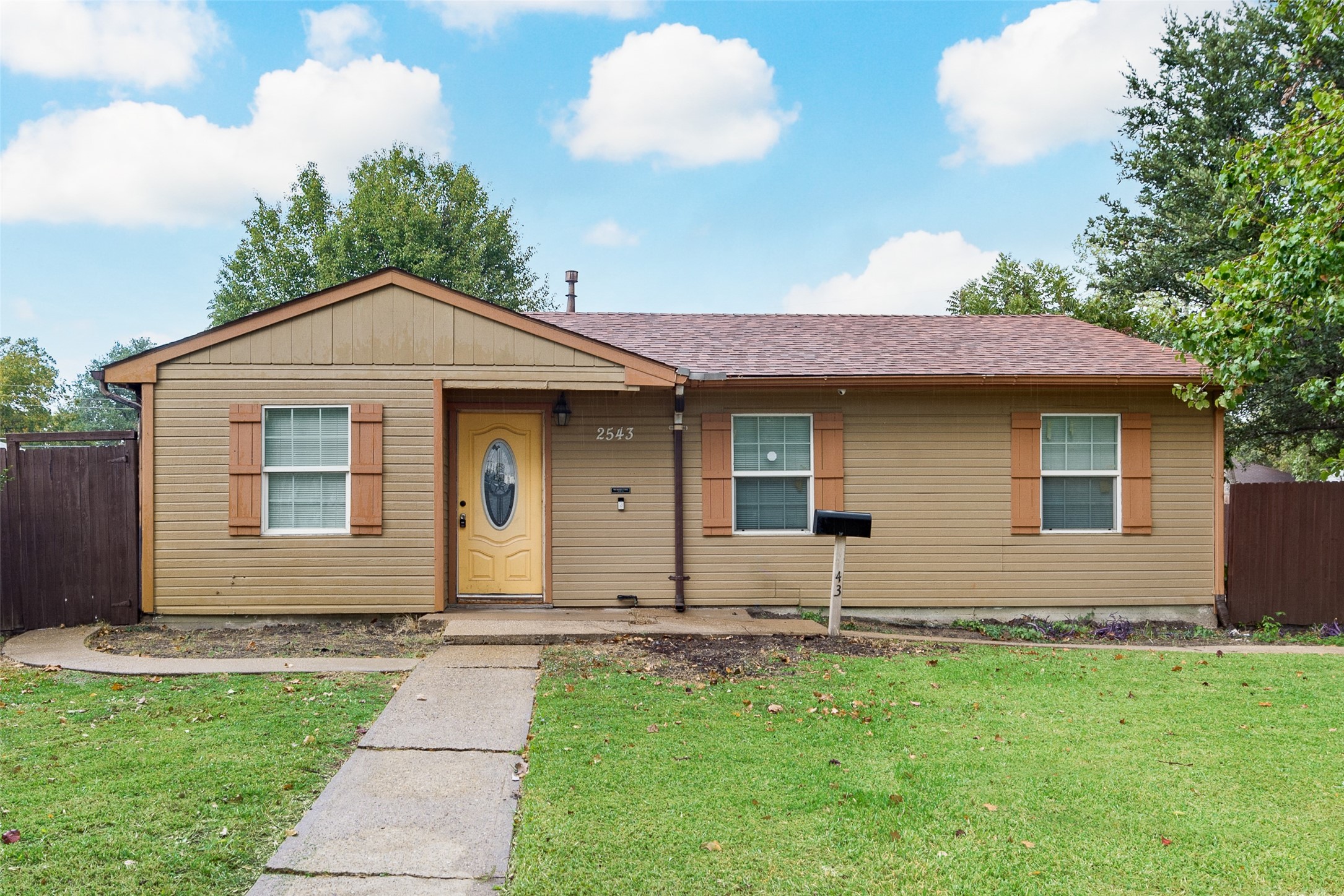 2543 Province Lane Dallas TX 75228