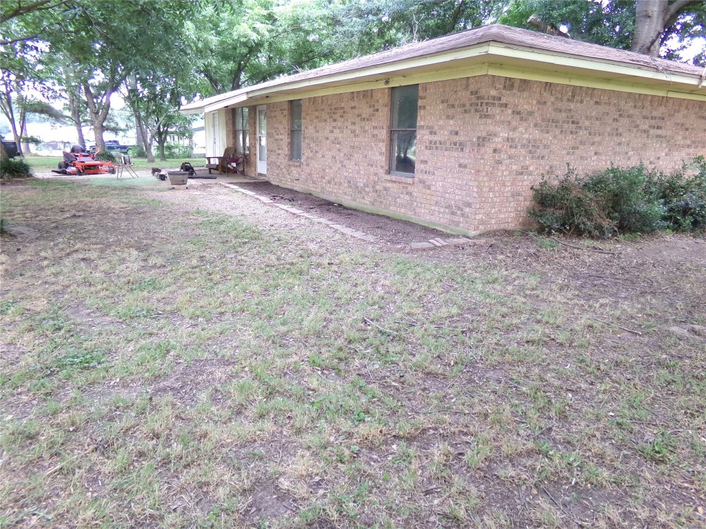 6300 County Road 4044 Kemp TX 75143