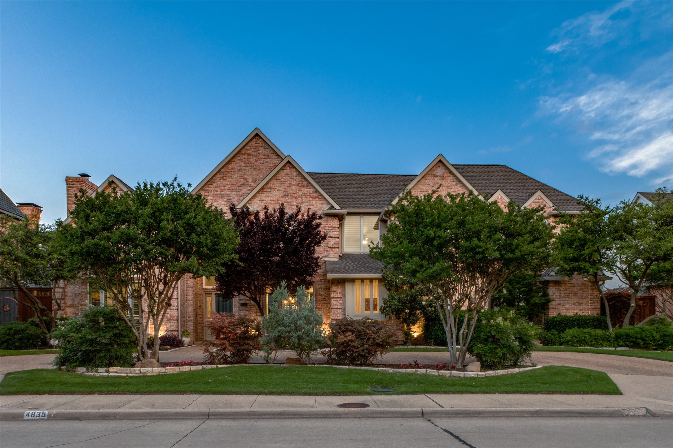 4835 Sandestin Drive Dallas TX 75287