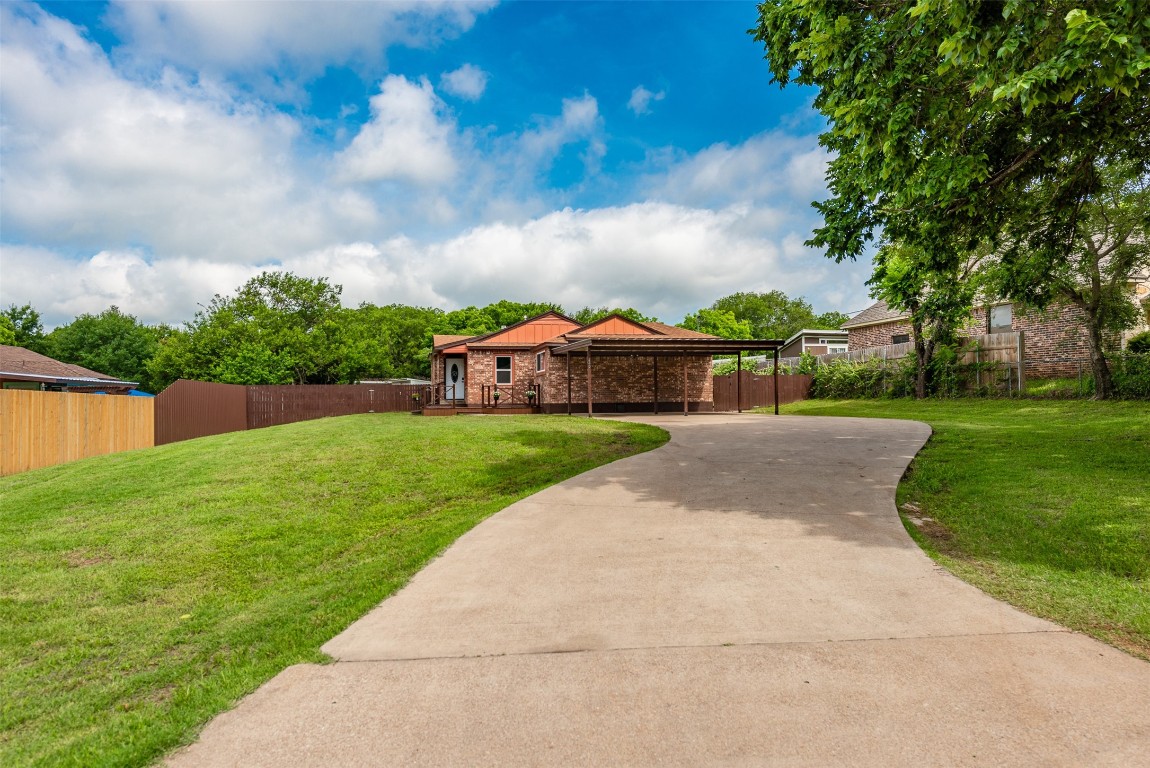 220 Bullard Street Weatherford TX 76086
