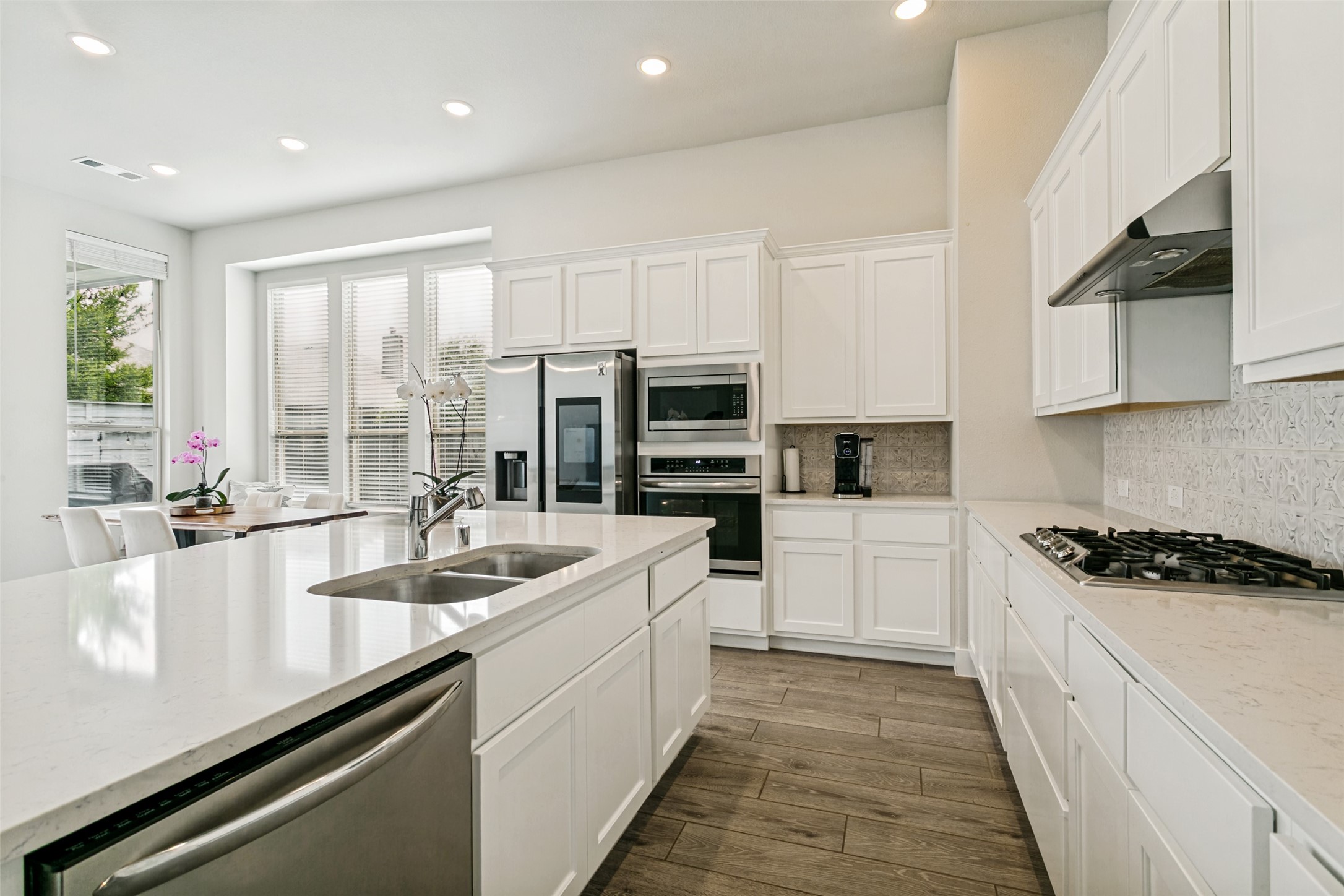 7008 Tree Stand Point Little Elm TX 76227