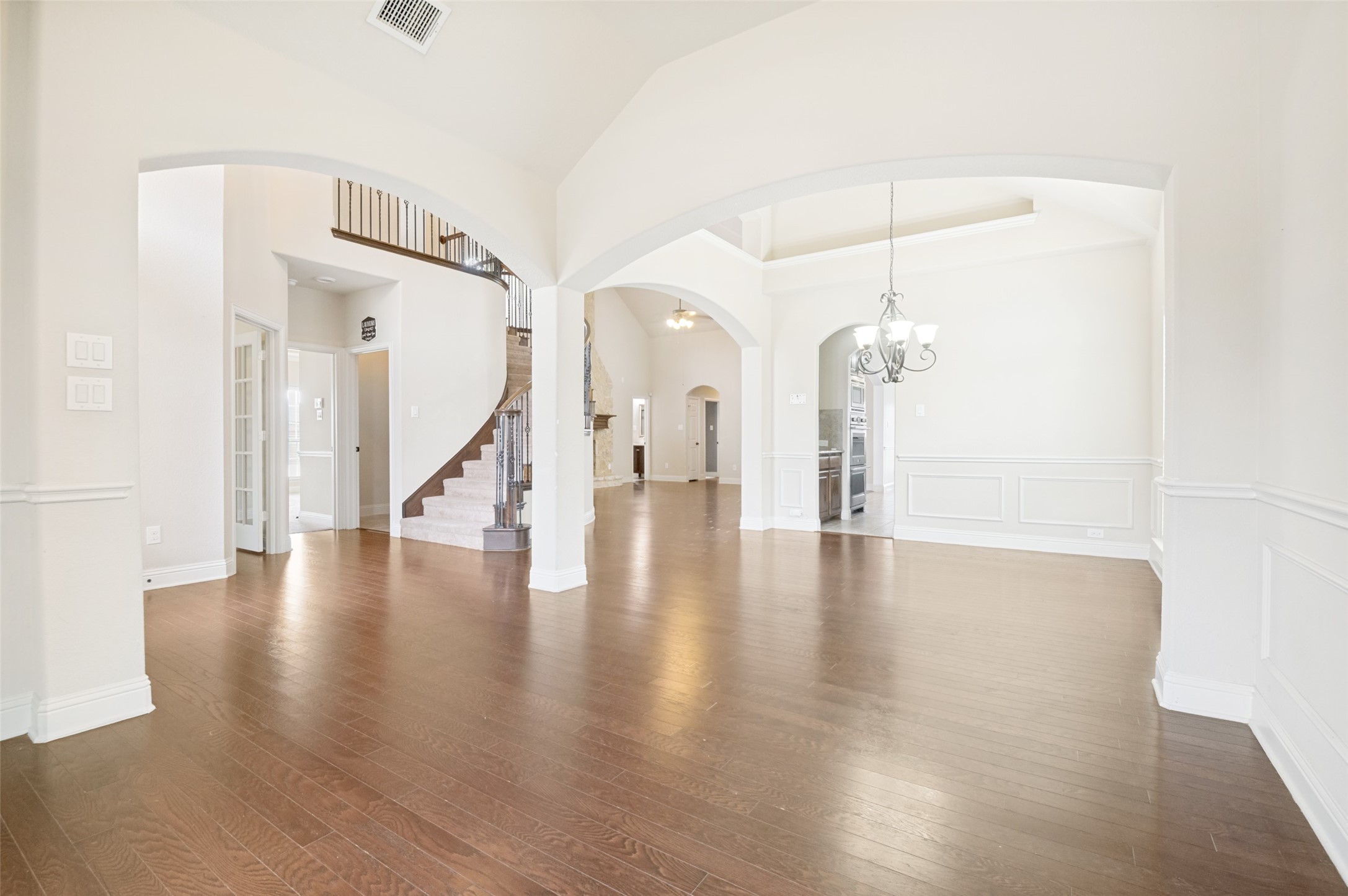 2919 Sendero Grand Prairie TX 75054