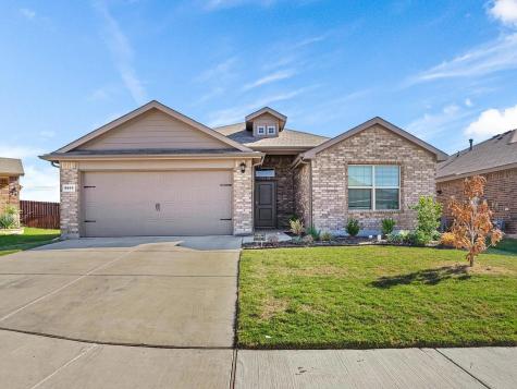 9805 Summerton Drive Fort Worth TX 76108