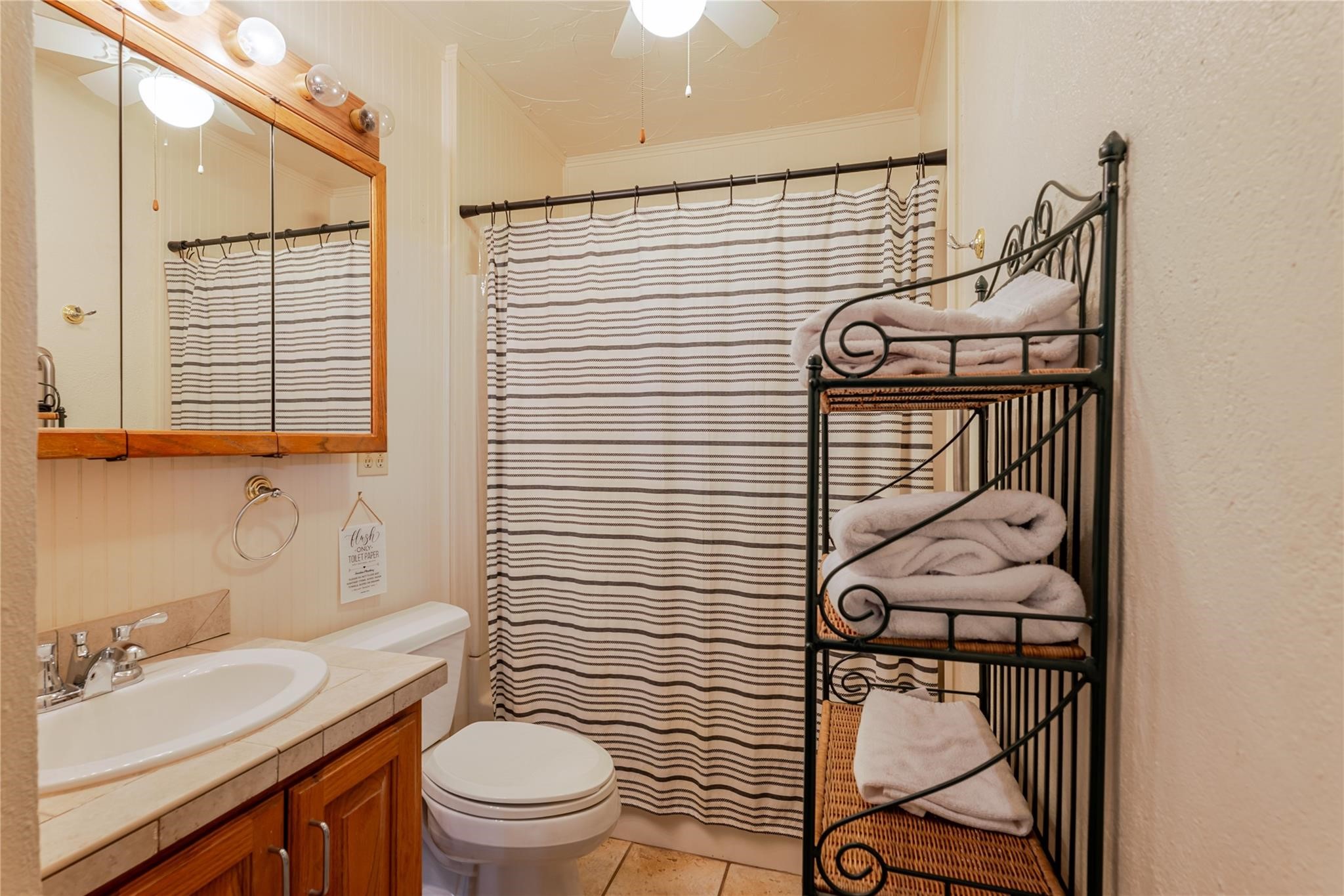 1601 Forum Circle Graford TX 76449