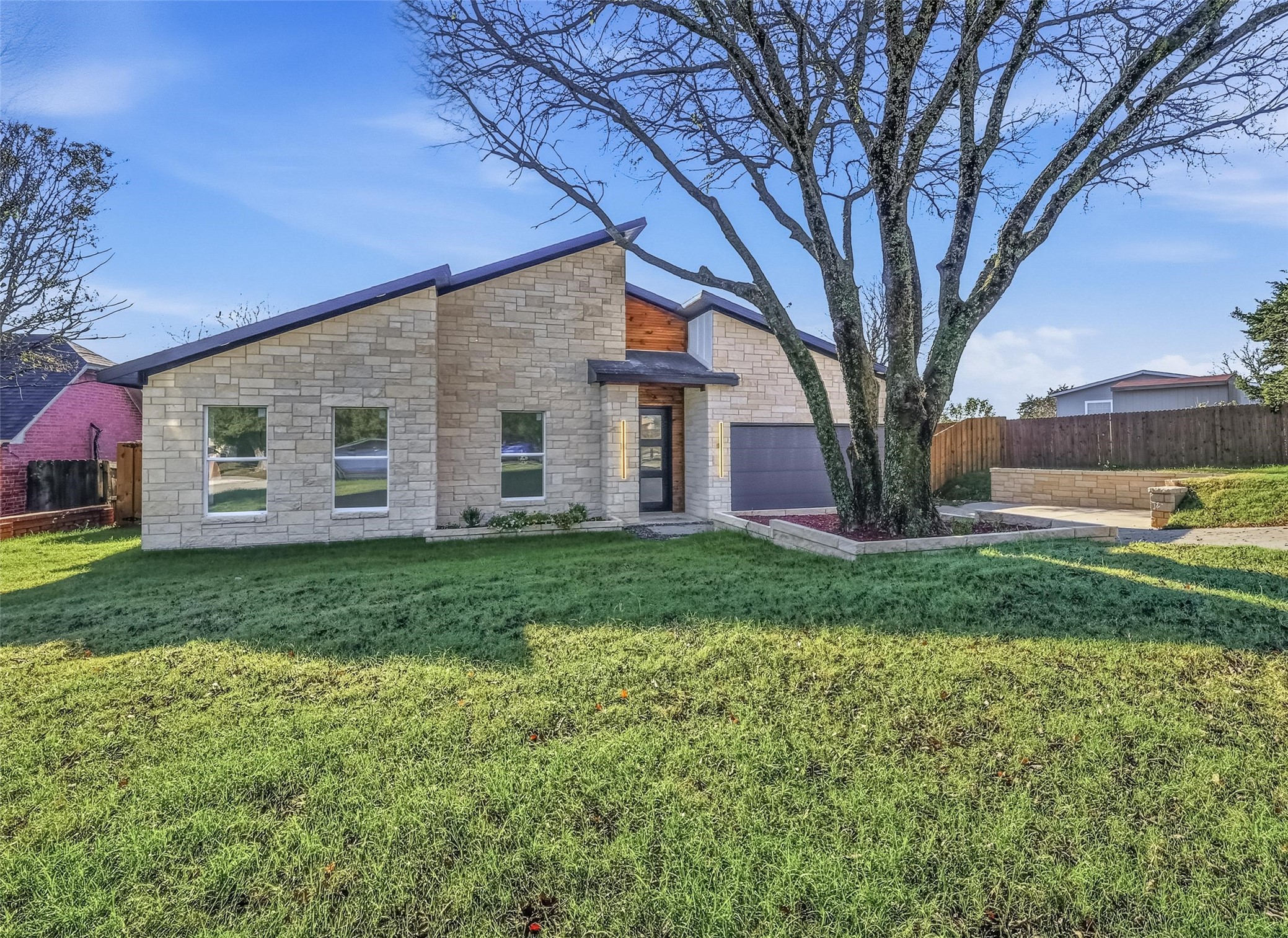 2618 Gooch Street Dallas TX 75241