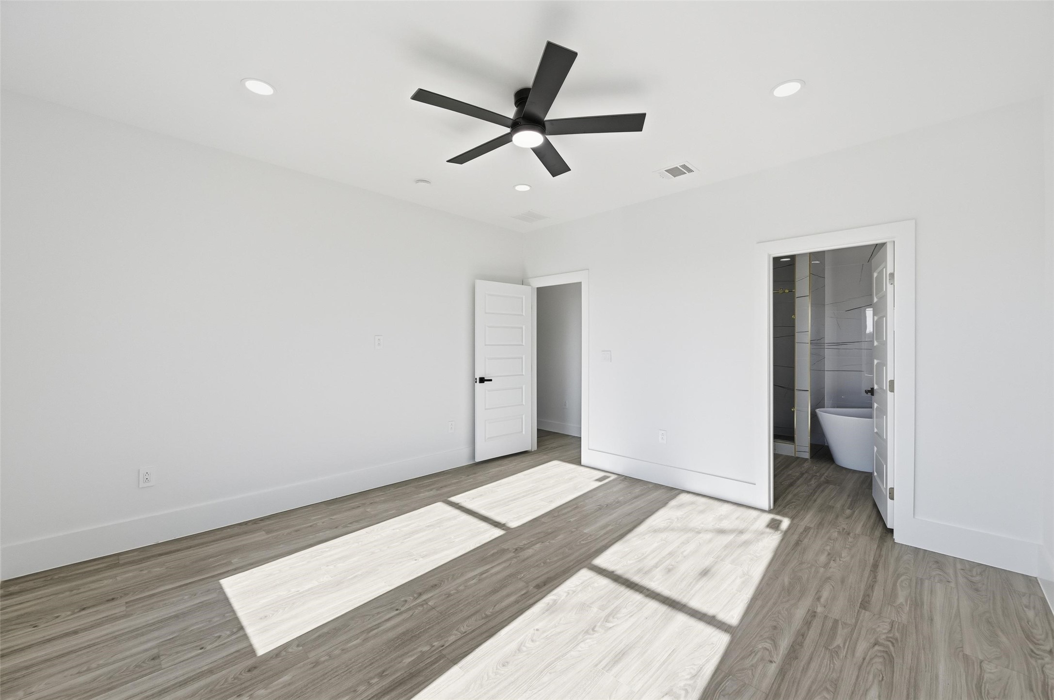 2618 Gooch Street Dallas TX 75241