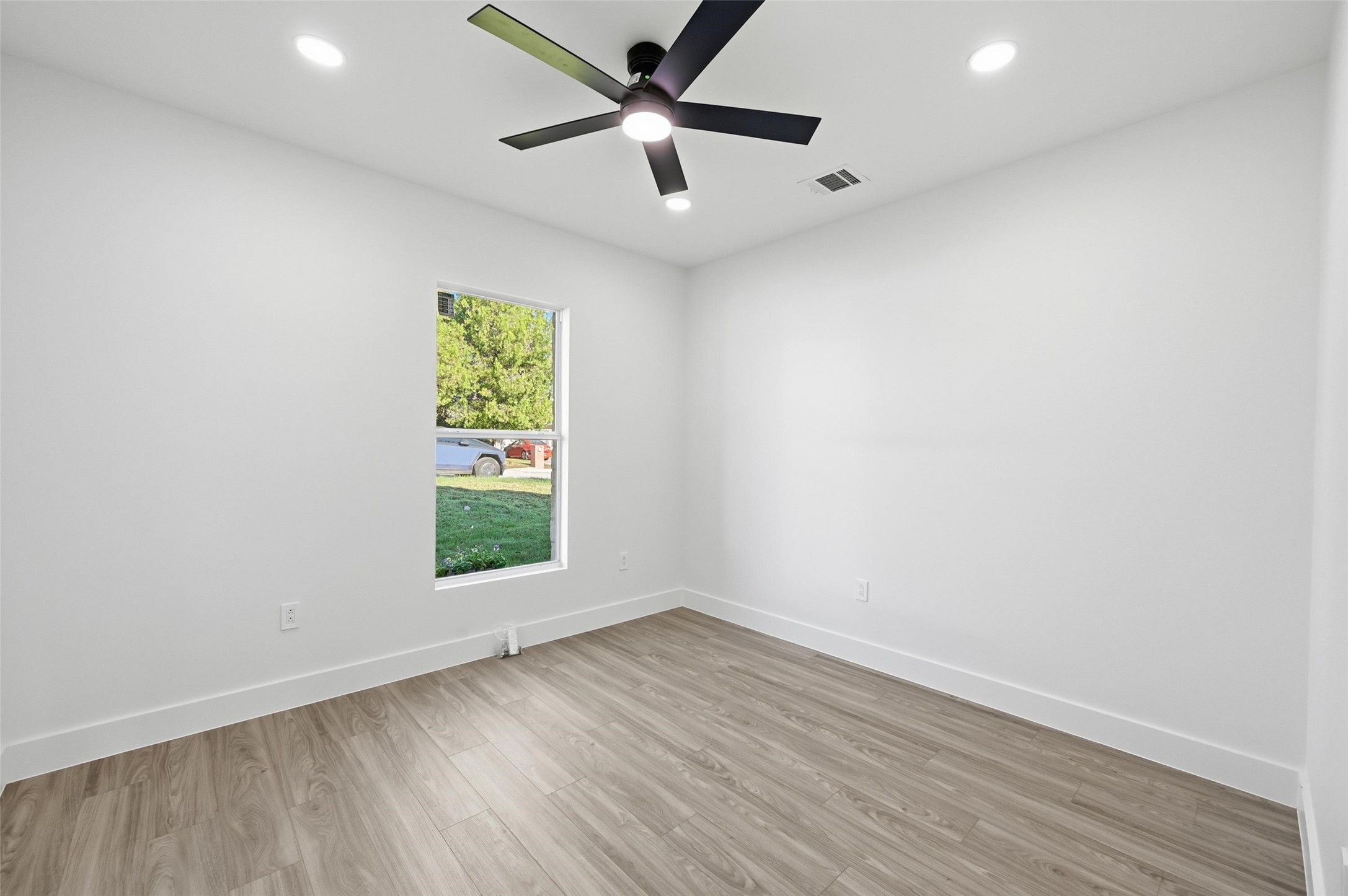 2618 Gooch Street Dallas TX 75241