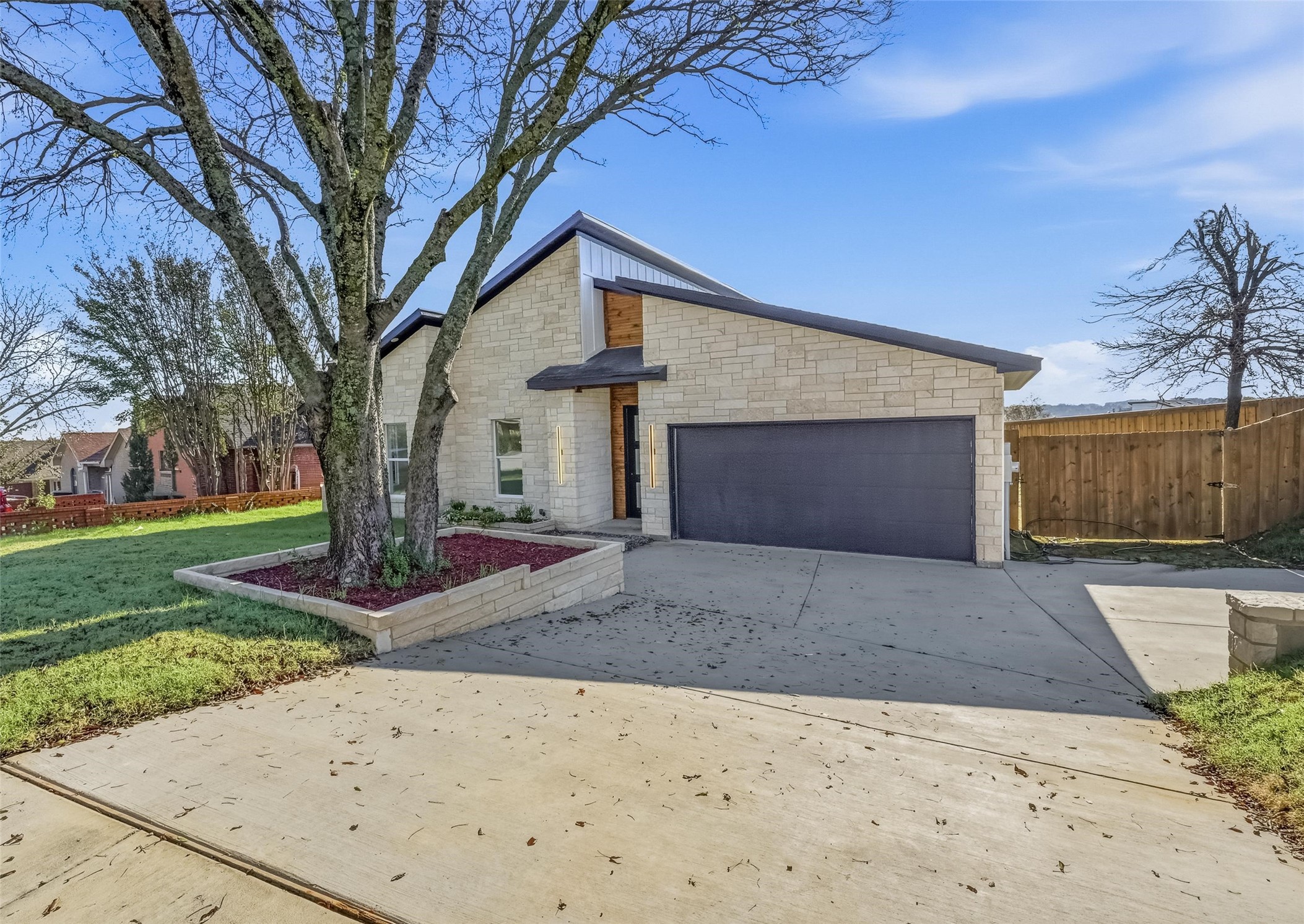 2618 Gooch Street Dallas TX 75241