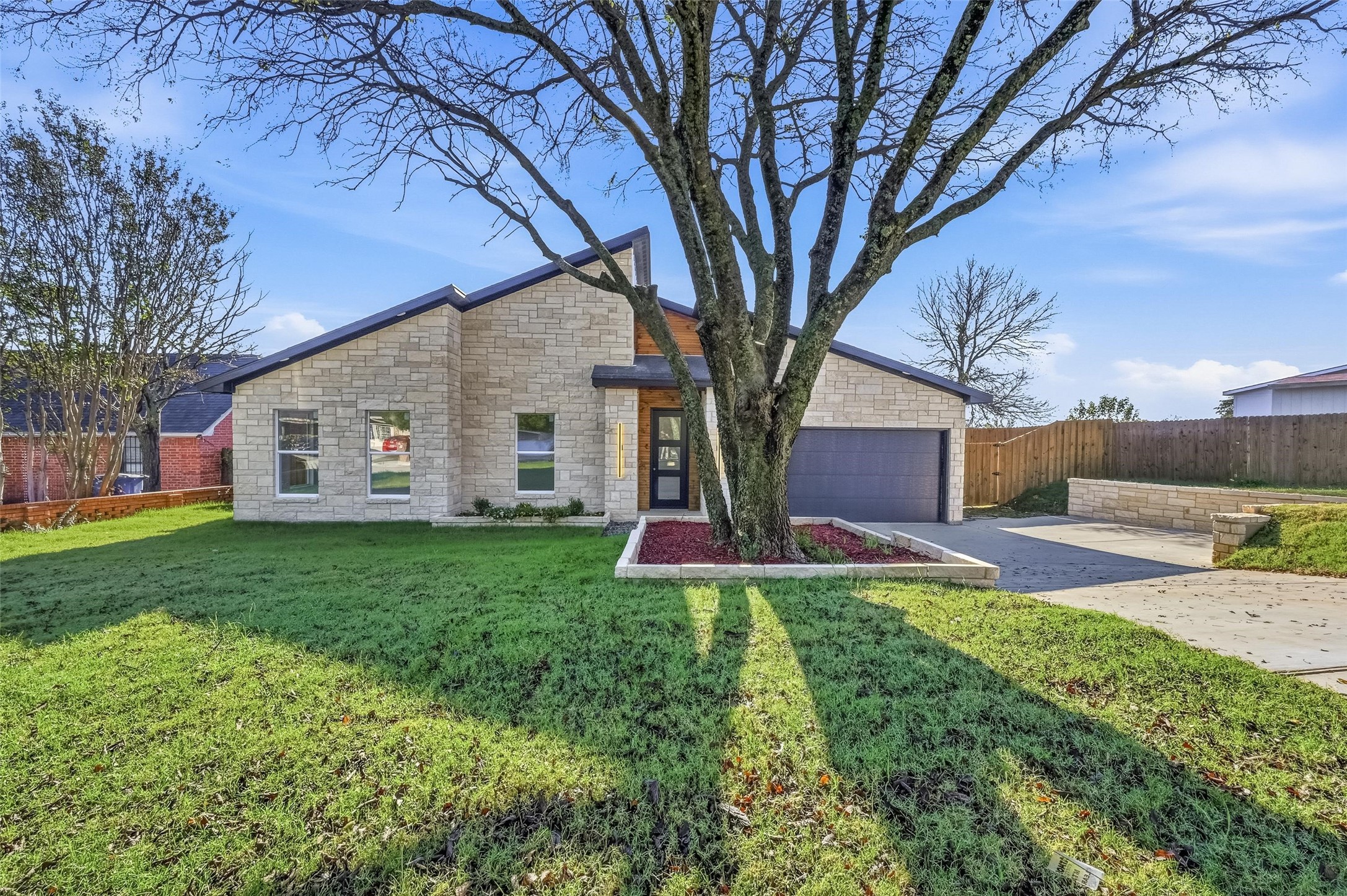 2618 Gooch Street Dallas TX 75241