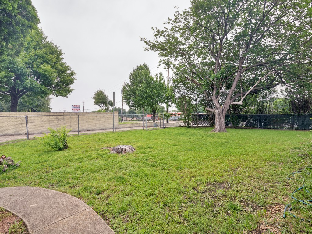 2111 Meredith Lane Richardson TX 75081