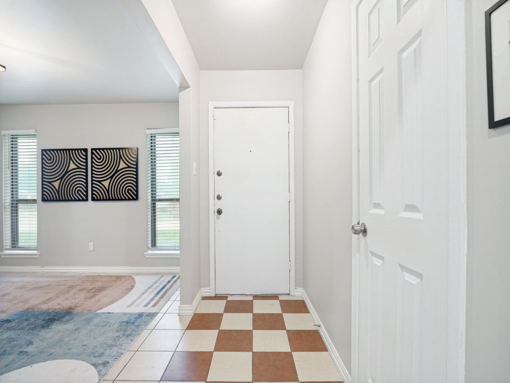 2111 Meredith Lane Richardson TX 75081