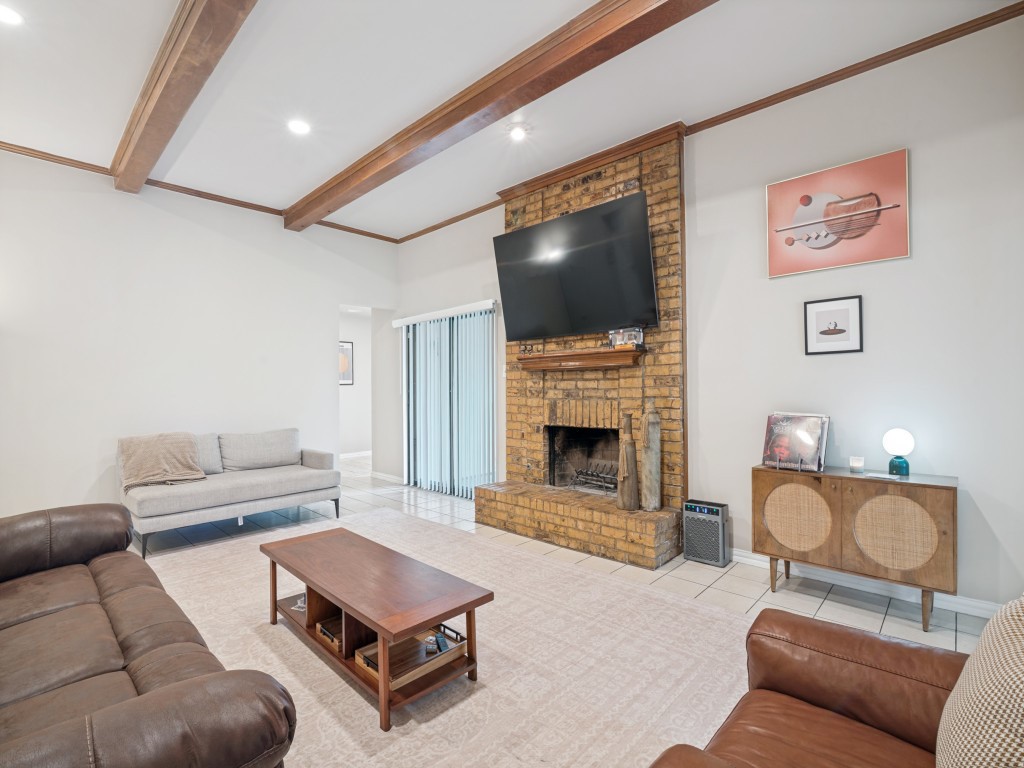 2111 Meredith Lane Richardson TX 75081