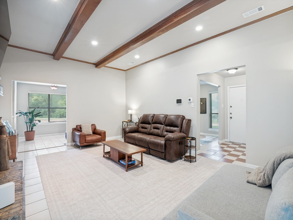 2111 Meredith Lane Richardson TX 75081