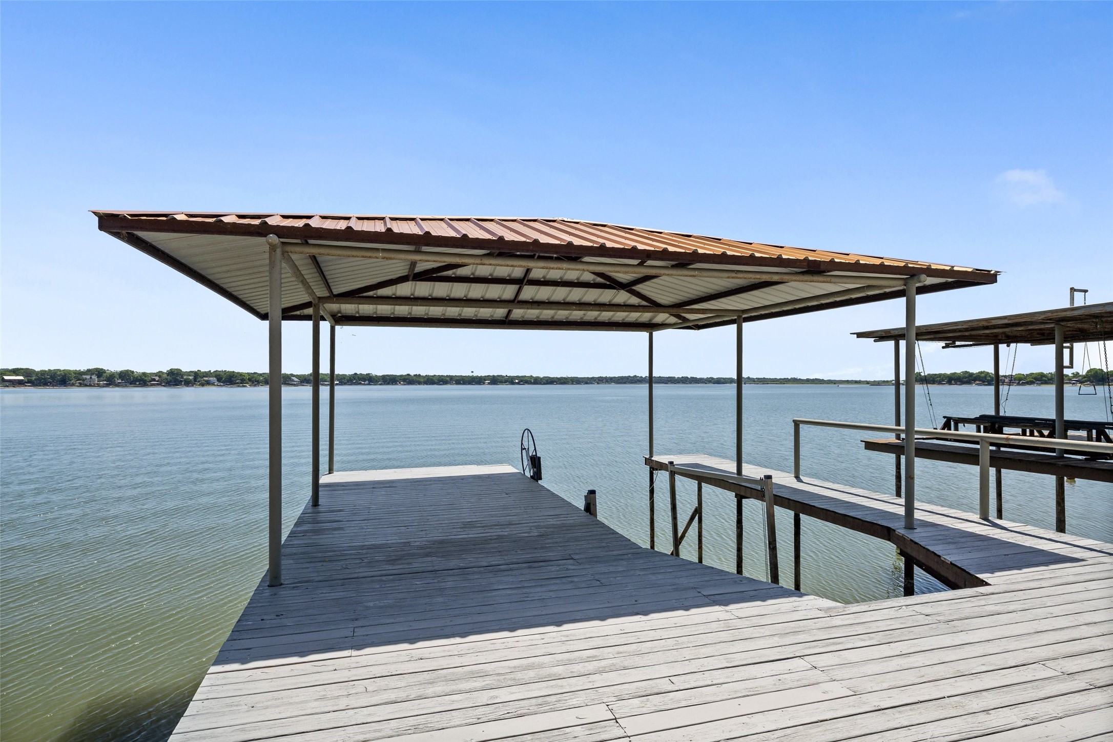 712 W Lake Drive Weatherford TX 76087