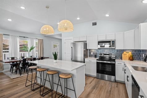 712 W Lake Drive Weatherford TX 76087