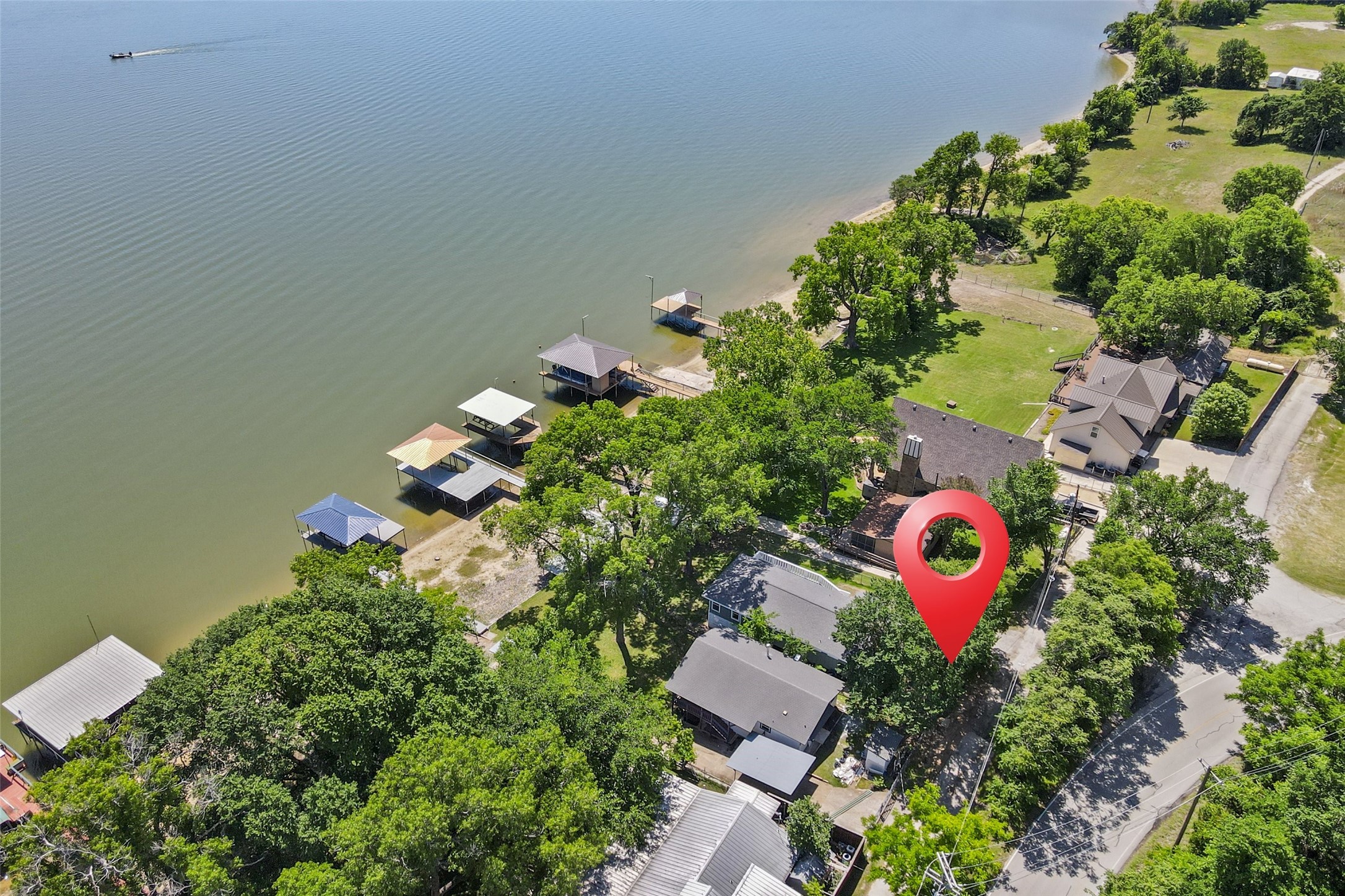 712 W Lake Drive Weatherford TX 76087