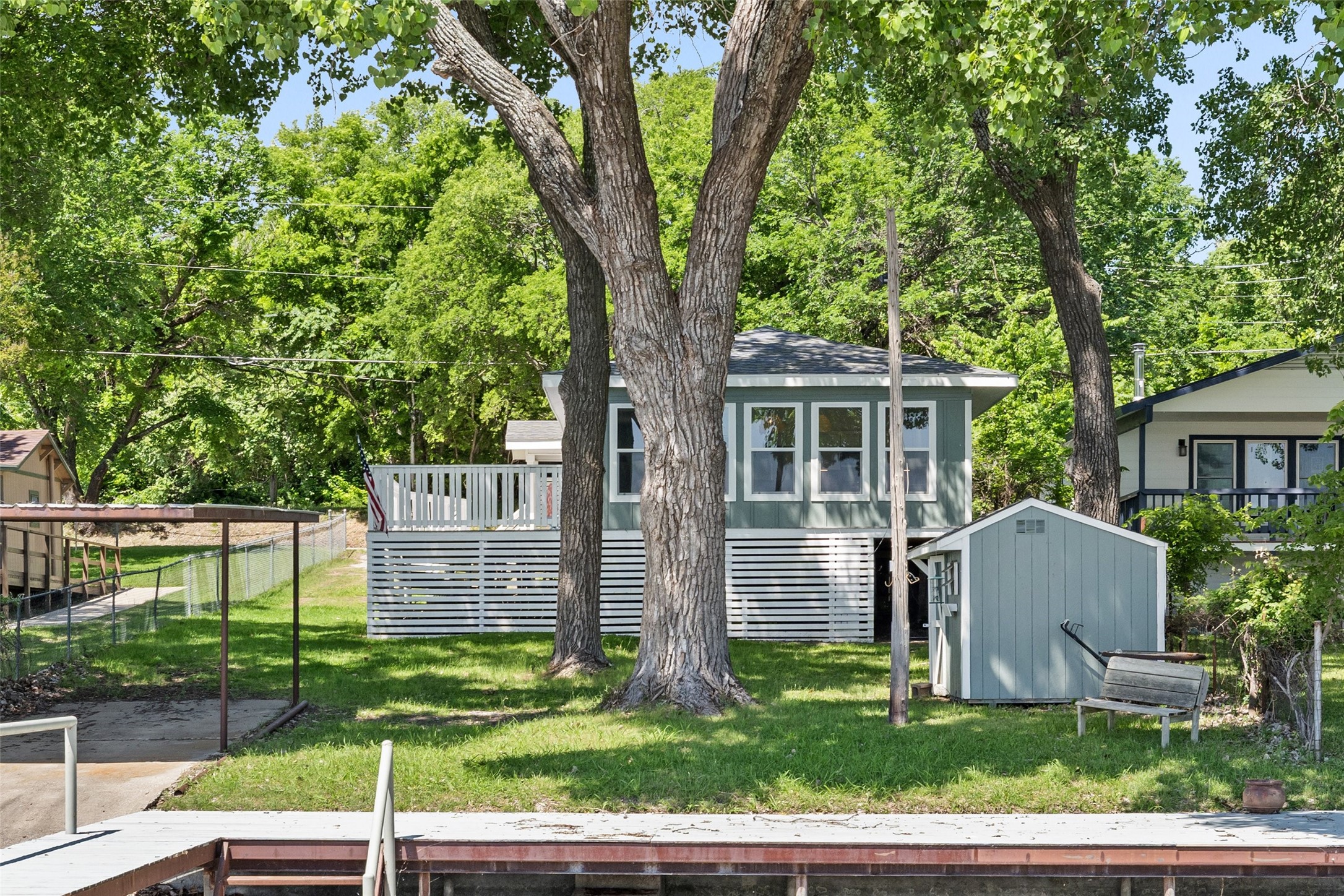 712 W Lake Drive Weatherford TX 76087