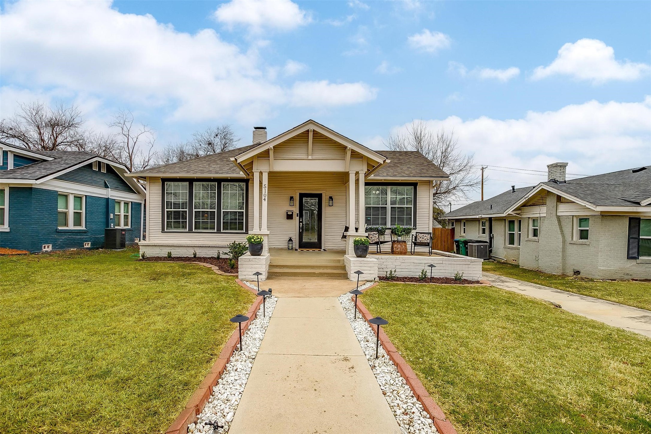 5104 Calmont Avenue Fort Worth TX 76107