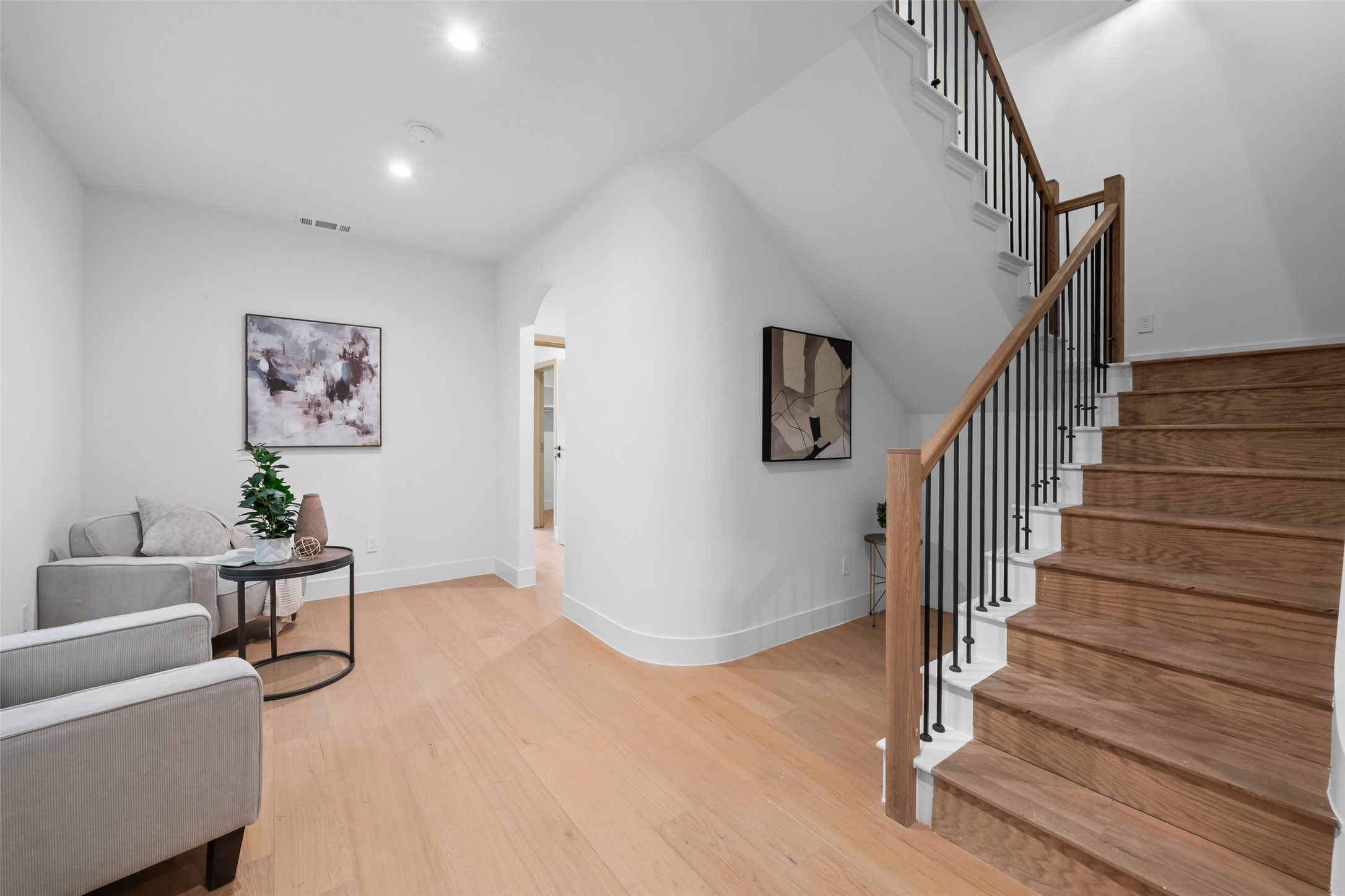 1504 Holly Avenue Dallas TX 75204