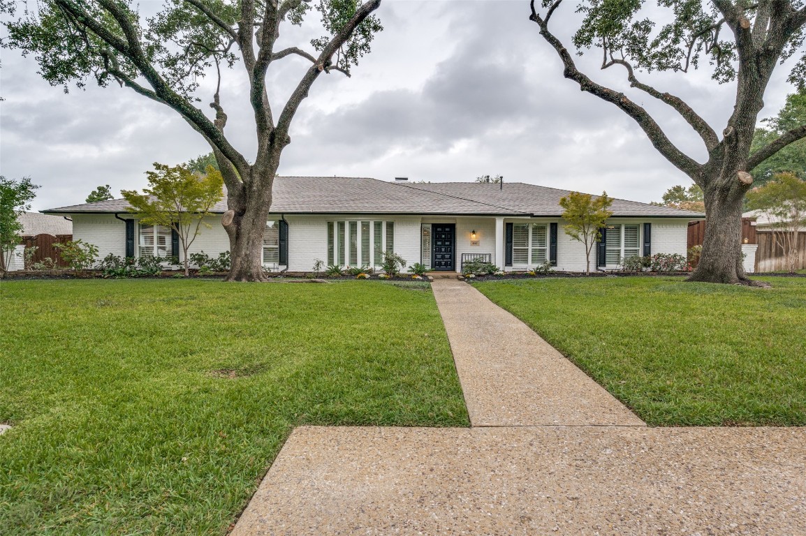 4163 Allencrest Lane Dallas TX 75244