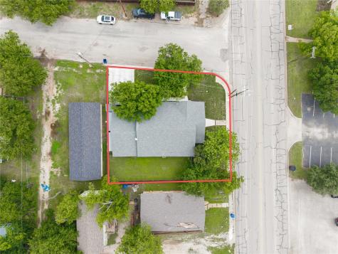 1303 Coggin Avenue Brownwood TX 76801
