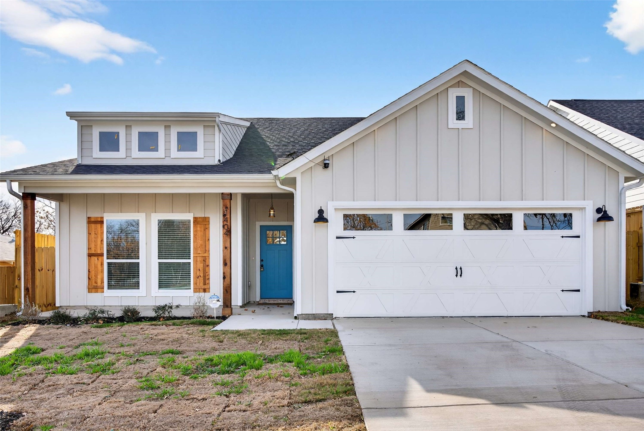 1404 Strickland Street Dallas TX 75216