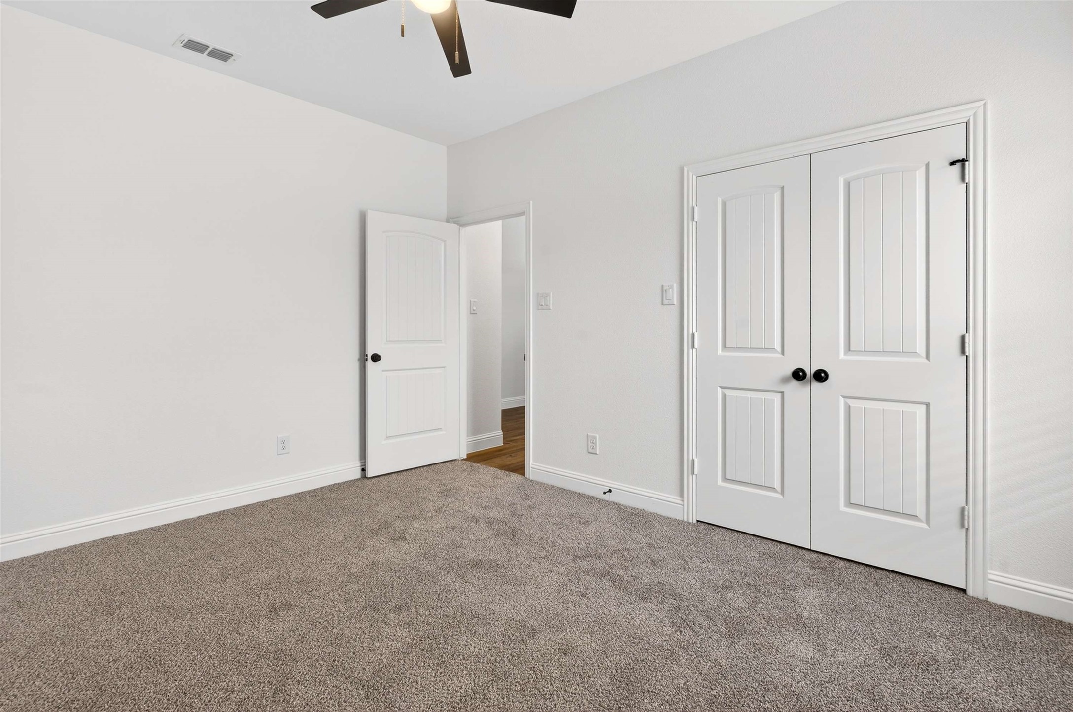 1404 Strickland Street Dallas TX 75216