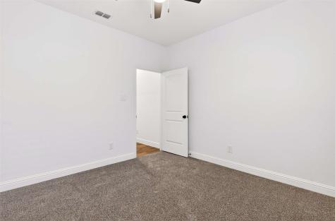 1404 Strickland Street Dallas TX 75216