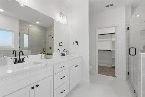1404 Strickland Street Dallas TX 75216