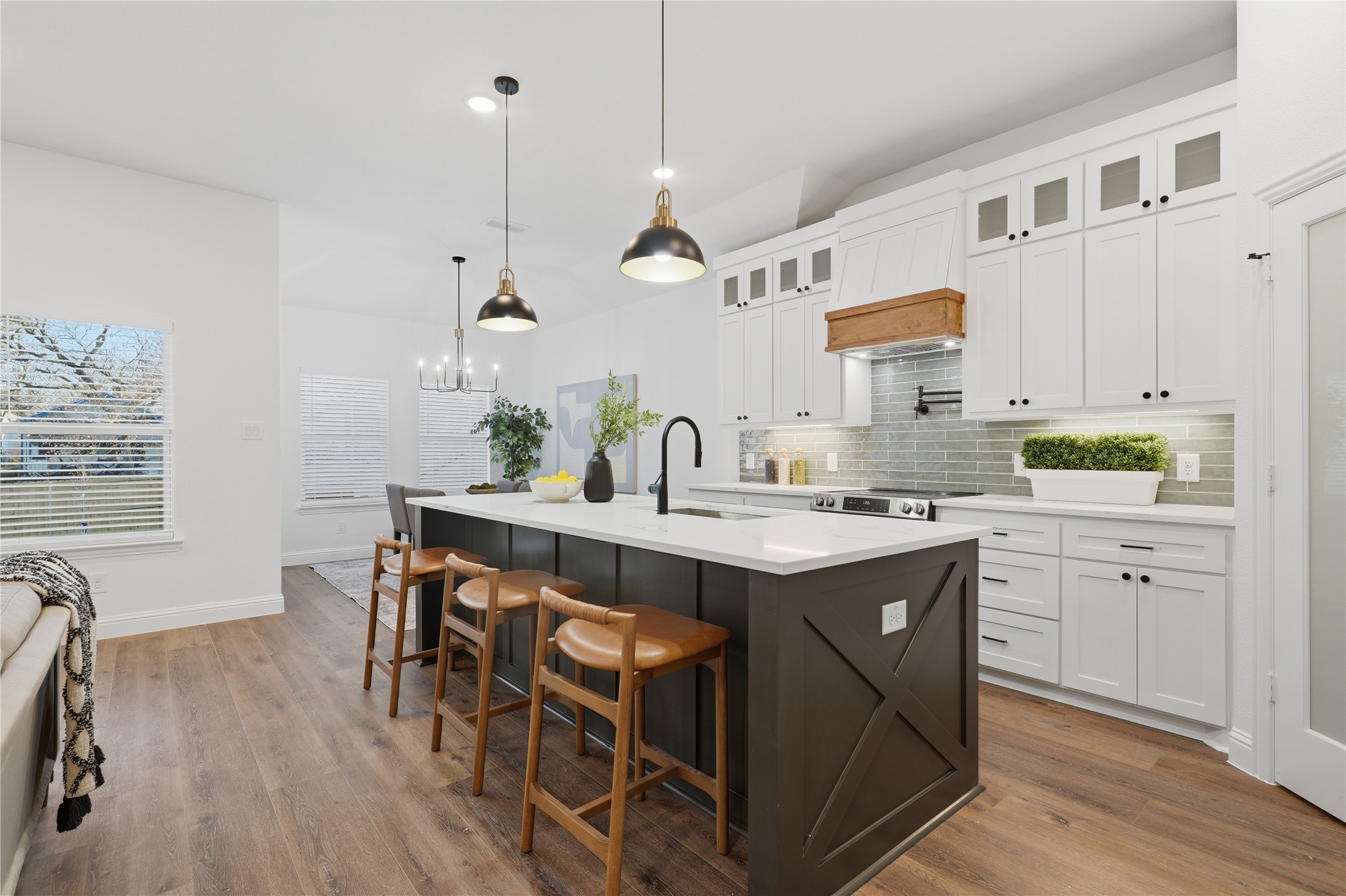 1404 Strickland Street Dallas TX 75216