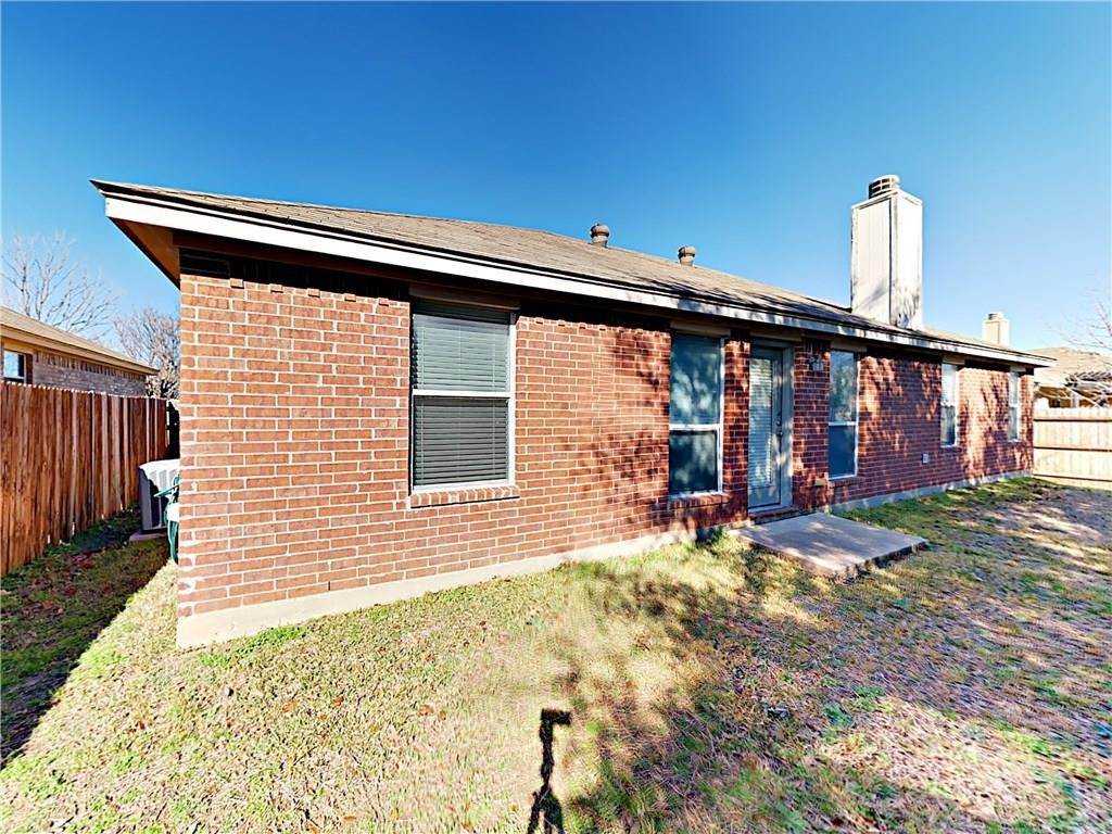 960 Crowder Drive Crowley TX 76036