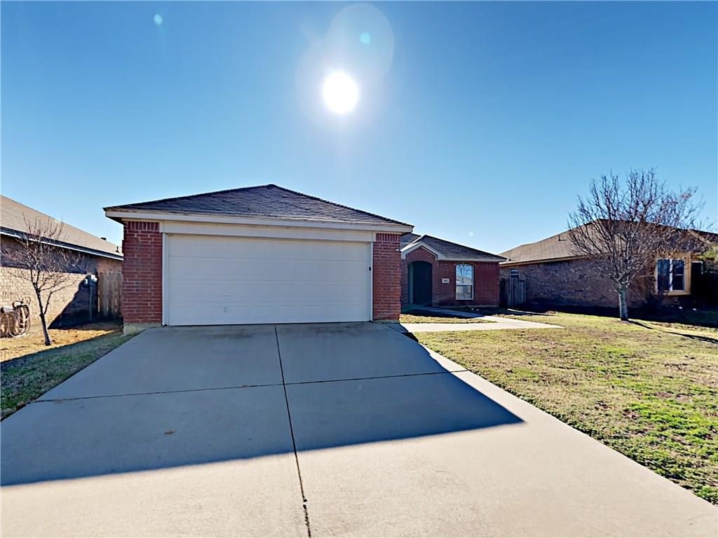 960 Crowder Drive Crowley TX 76036